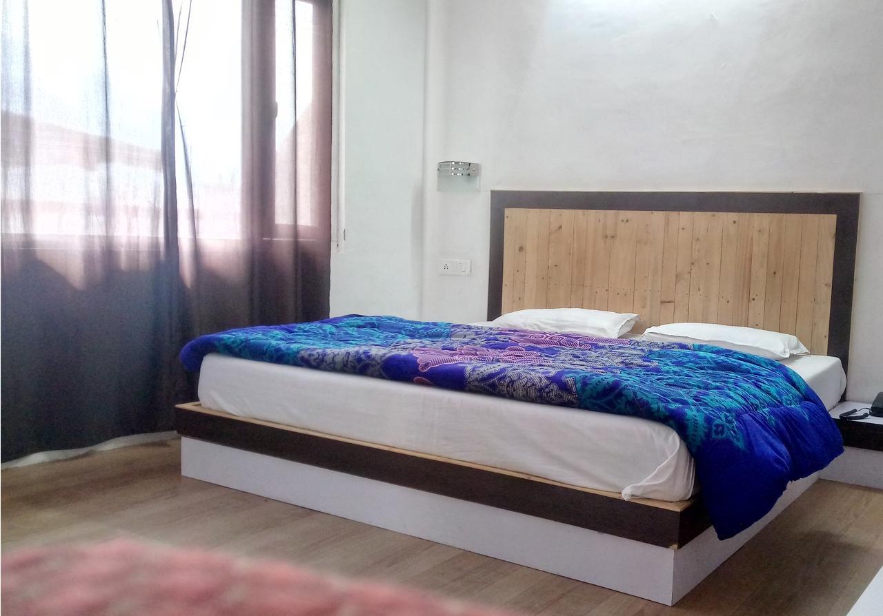 מנאלי Hotel Mountain Inn מראה חיצוני תמונה