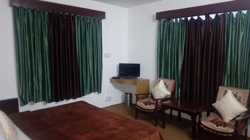 מנאלי Hotel Mountain Inn מראה חיצוני תמונה